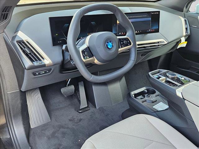 Certified 2026 BMW iX xDrive45 AWD/4WD image 9