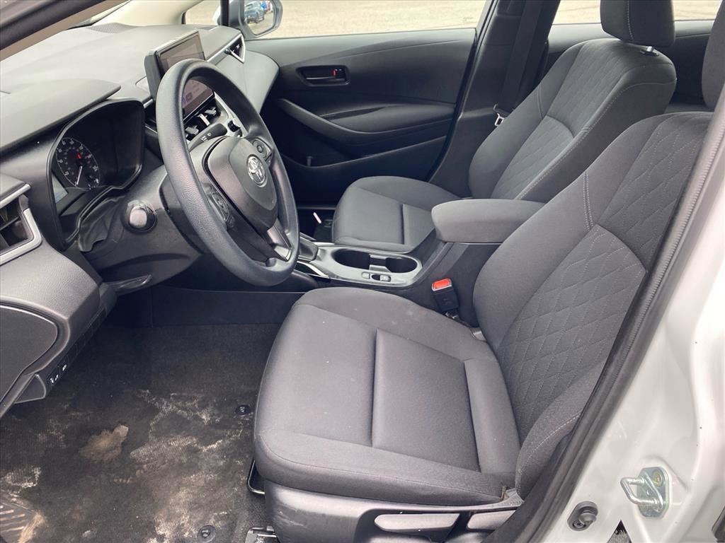 Used 2024 Toyota Corolla LE image 9
