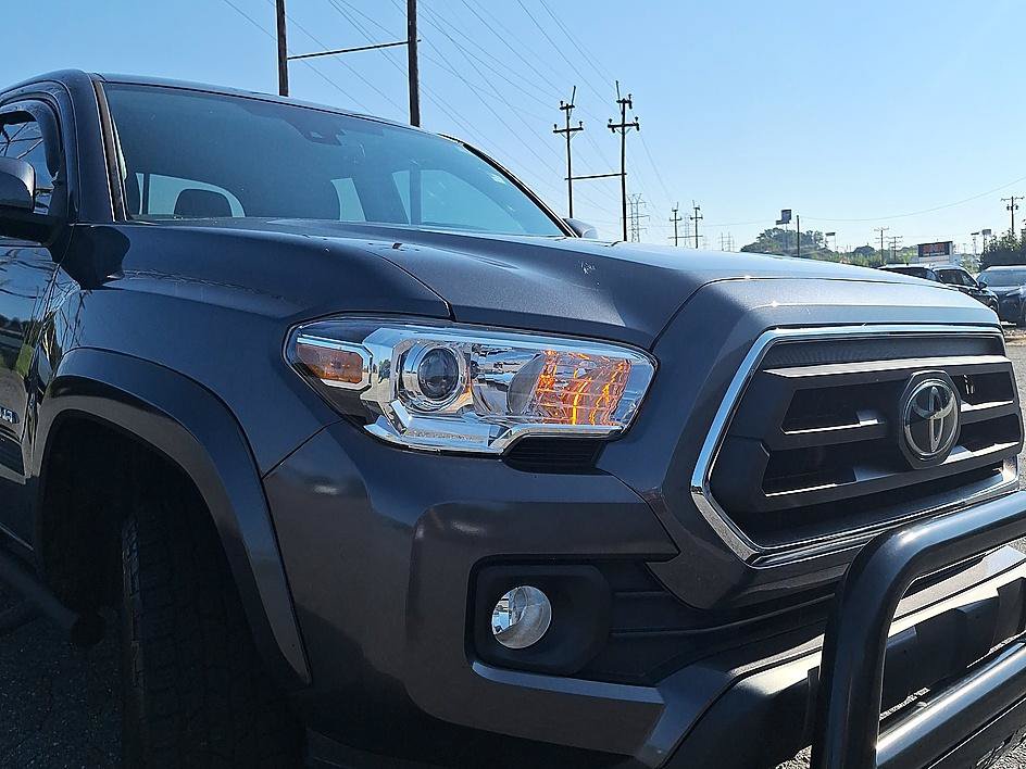 Used 2021 Toyota Tacoma SR5 RWD image 30