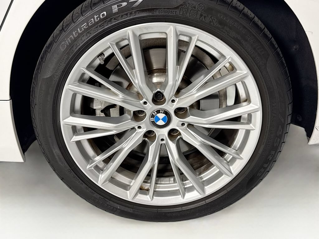 Used 2023 BMW 330i xDrive Sedan w/ Premium Package AWD/4WD image 31
