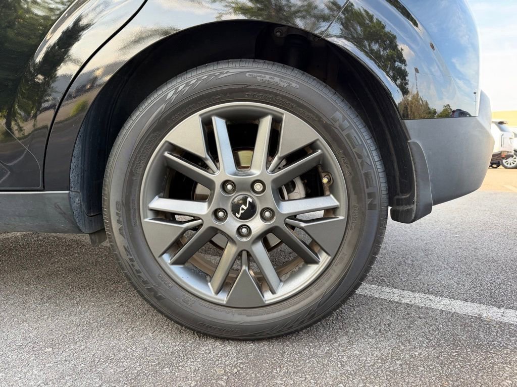 Certified 2022 Kia Soul EX FWD image 33