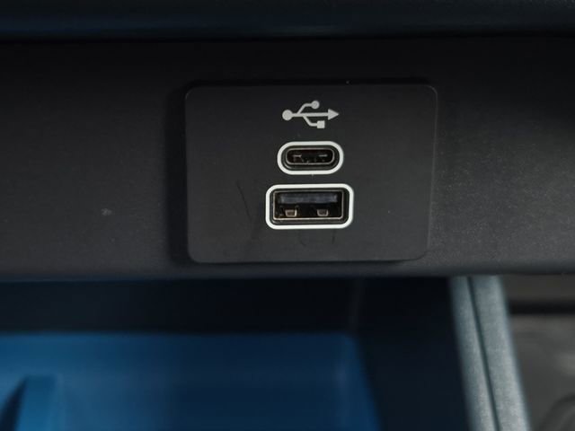 Used 2025 Ford Maverick XLT w/ Equipment Group 302A image 27