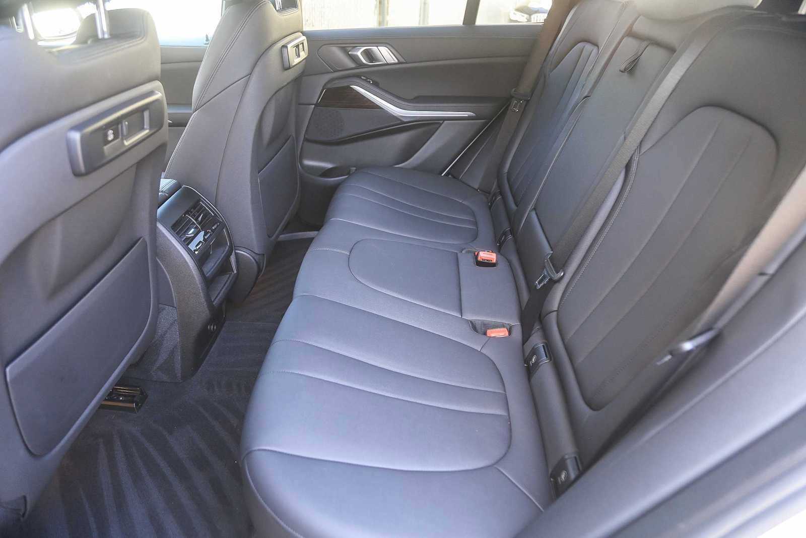 Used 2020 BMW X5 sDrive40i image 15