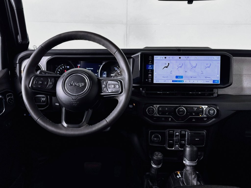 Used 2024 Jeep Wrangler Unlimited w/ Convenience Group AWD/4WD image 12