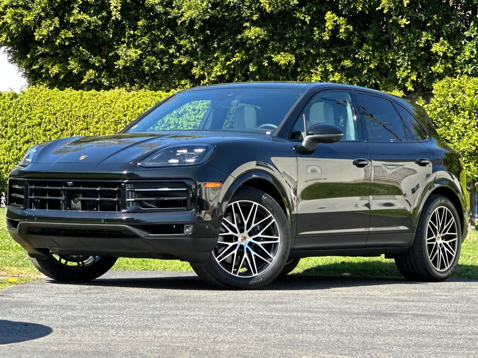 New 2026 Porsche Cayenne AWD/4WD image 1