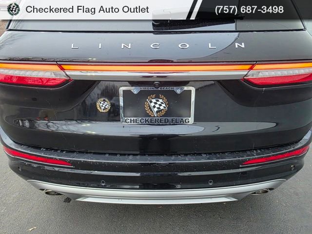 Used 2022 Lincoln Corsair AWD w/ Premium Package image 17