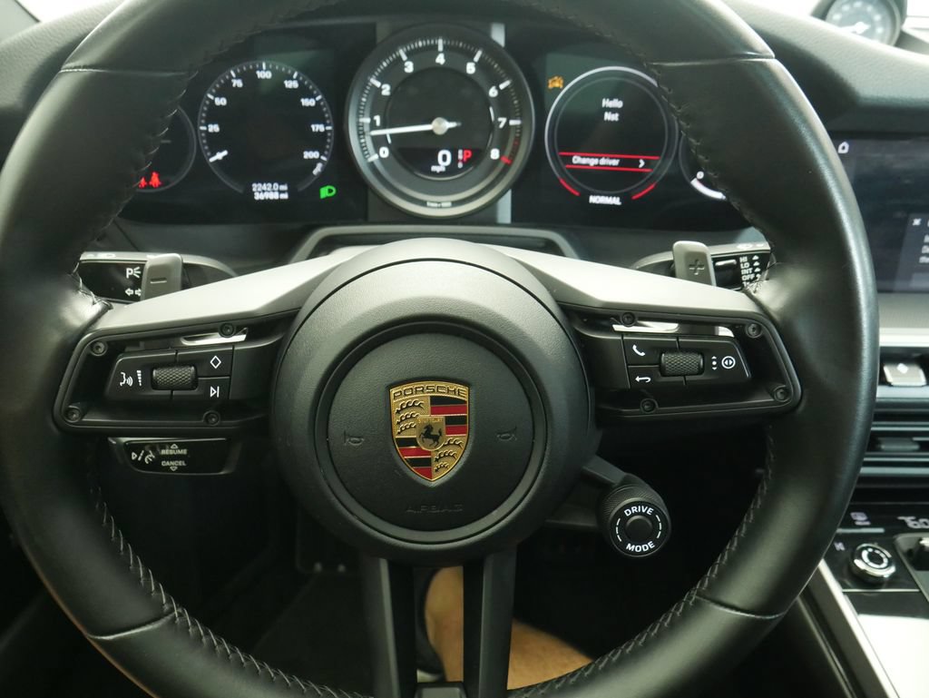 Certified 2020 Porsche 911 Carrera 4S AWD/4WD image 21