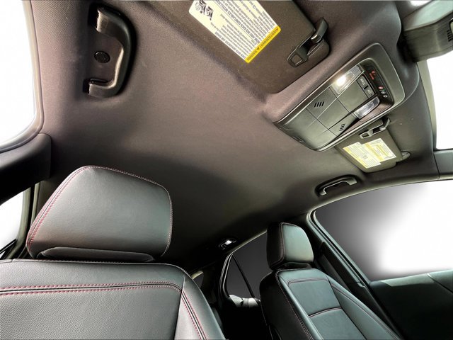 Used 2022 Chevrolet Equinox RS w/ RS Leather Package image 15