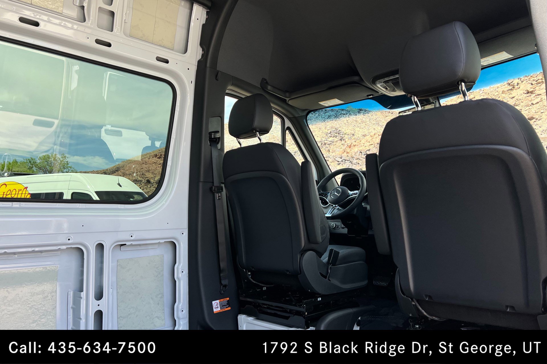 Used 2025 Mercedes-Benz Sprinter 3500 image 20