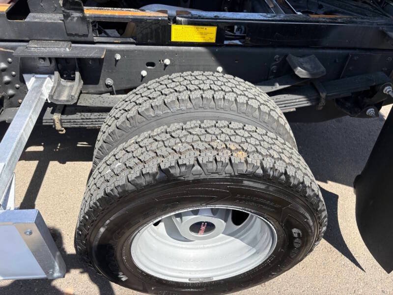 Used 2013 GMC Sierra 3500 W/T RWD image 30