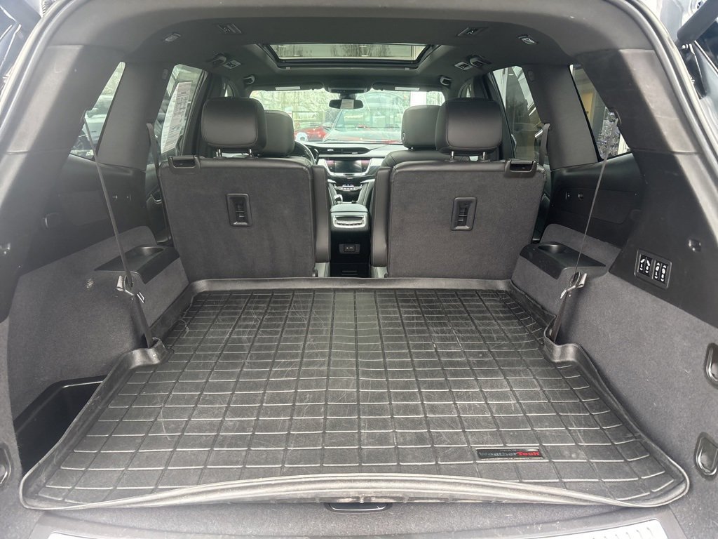 Used 2020 Cadillac XT6 Premium Luxury image 12