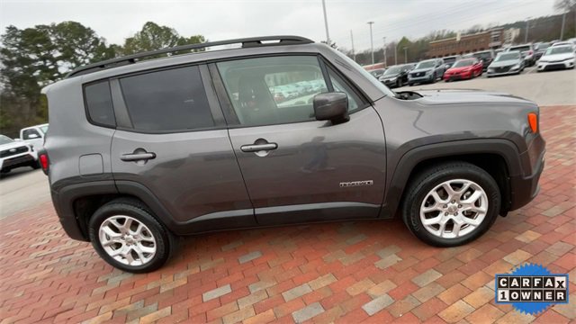 Used 2018 Jeep Renegade Latitude image 2