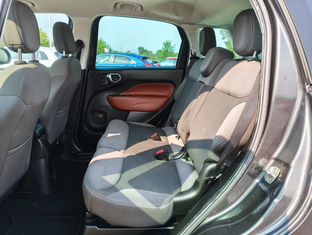 Used 2014 FIAT 500L Trekking w/ Popular Equipment Group FWD image 12