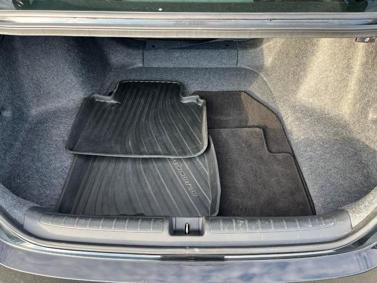 Used 2019 Honda Accord LX image 15