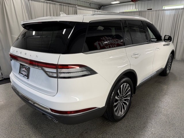 Used 2020 Lincoln Aviator Reserve w/ Elements Package Plus image 4