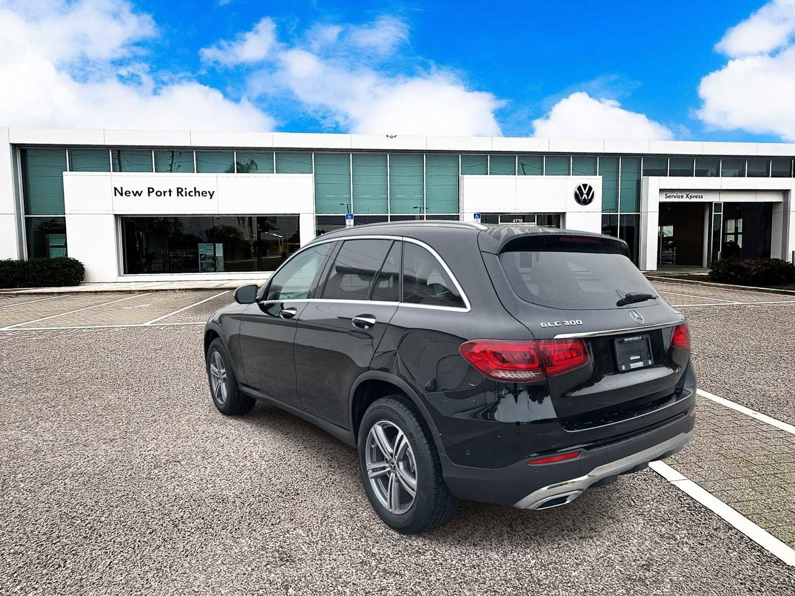 Used 2022 Mercedes-Benz GLC 300 4MATIC image 6