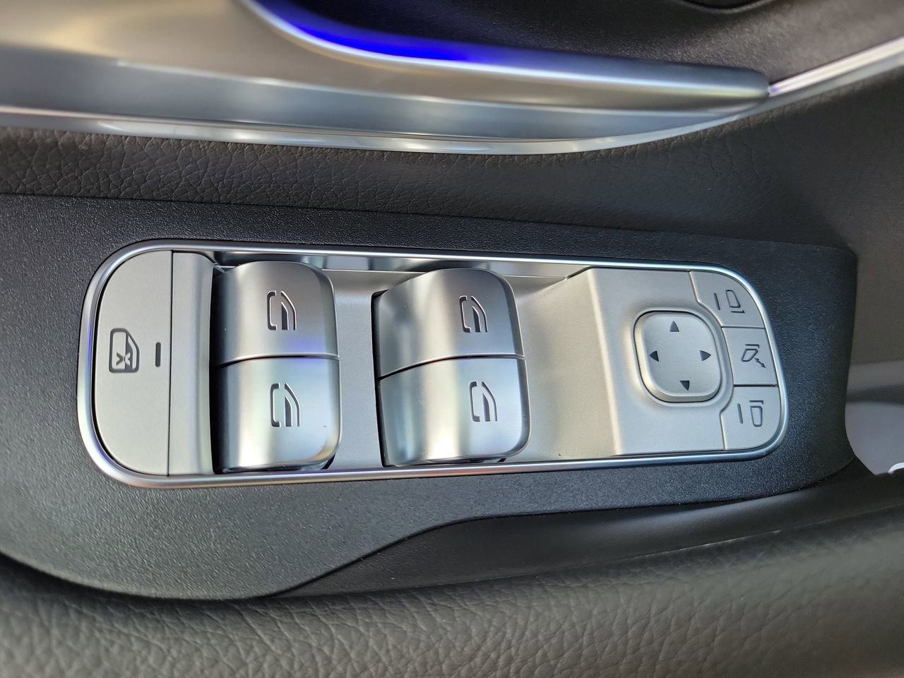 New 2026 Mercedes-Benz GLE 580 4MATIC image 20