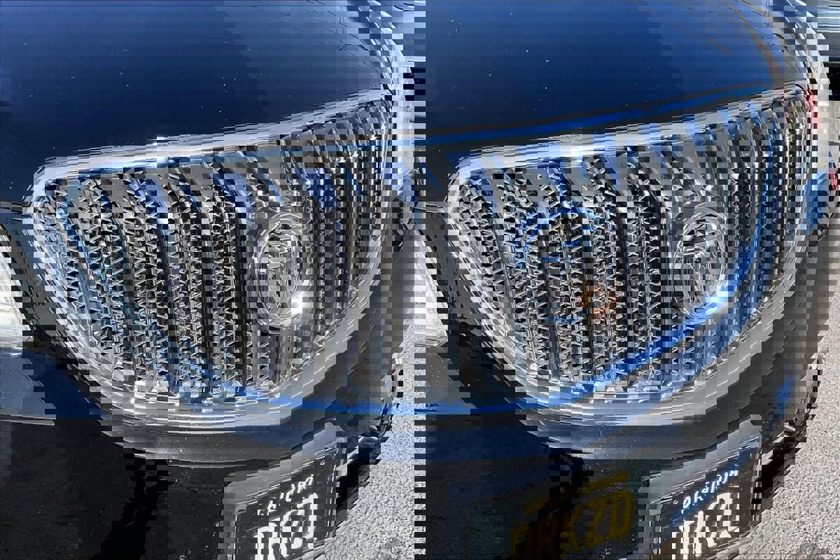 Used 2016 Buick Enclave Premium w/ Experience Buick Package image 29