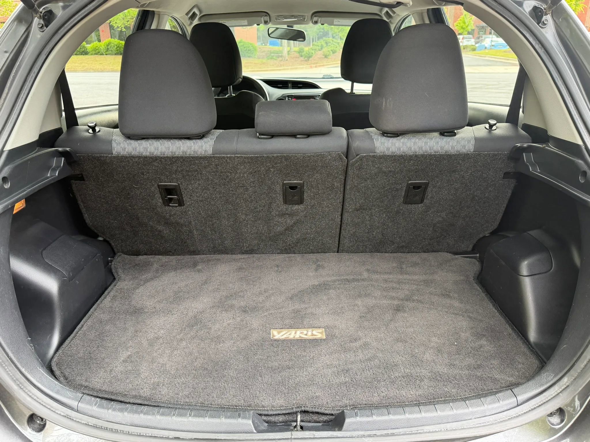 Used 2015 Toyota Yaris L FWD image 24