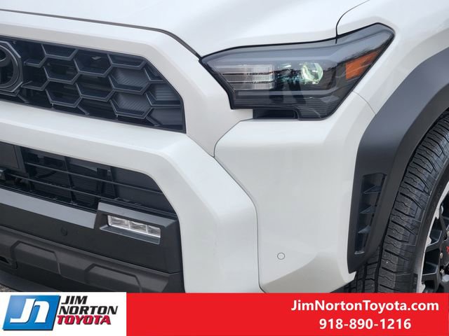 Used 2025 Toyota 4Runner TRD Off-Road Premium image 11