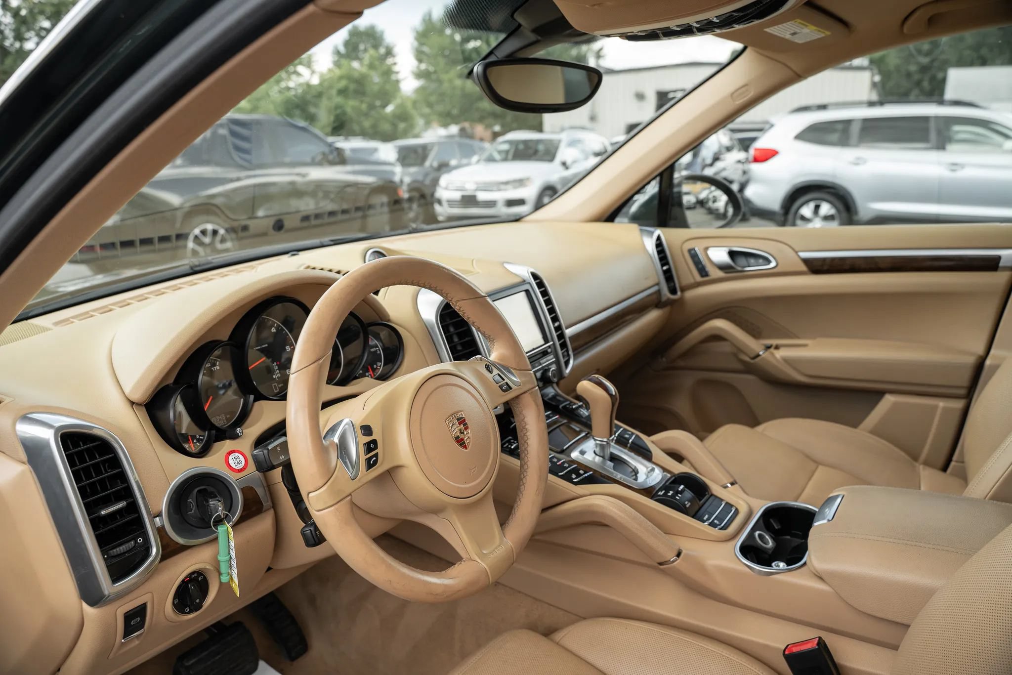 Used 2014 Porsche Cayenne Diesel AWD/4WD image 6