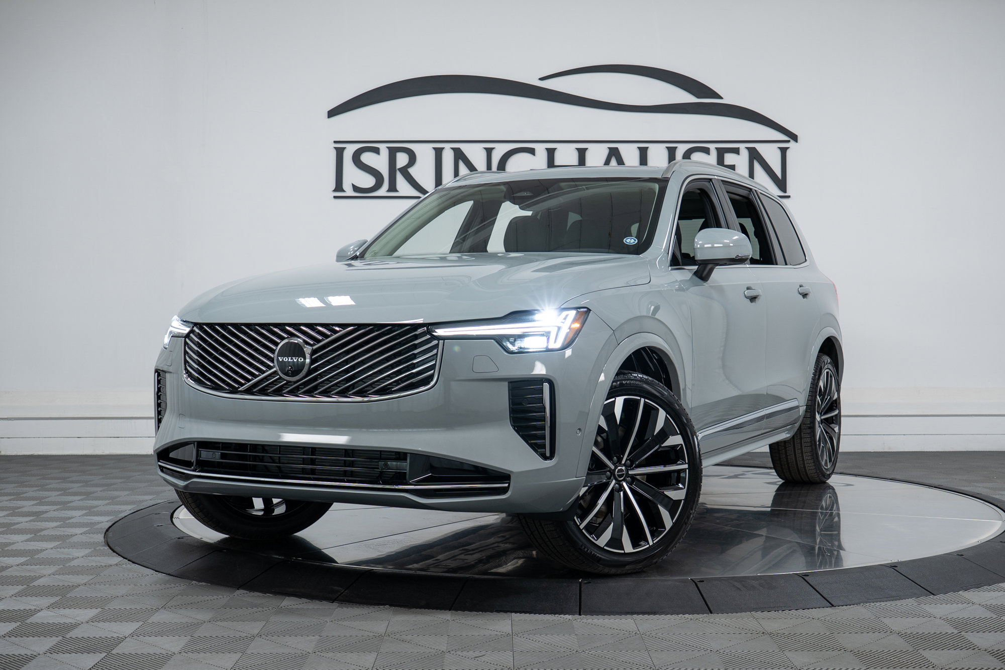 New 2026 Volvo XC90 B6 Plus w/ Protection Package Premier image 27