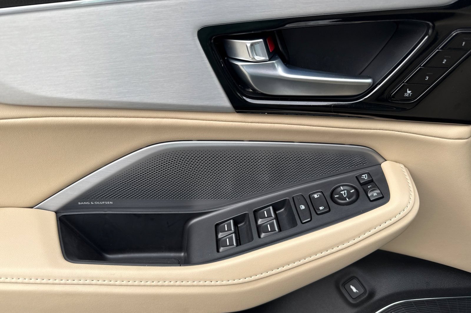 New 2026 Acura MDX w/ Technology Package AWD/4WD image 10