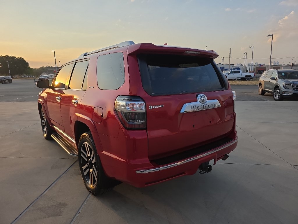 Used 2020 Toyota 4Runner Limited AWD/4WD image 17