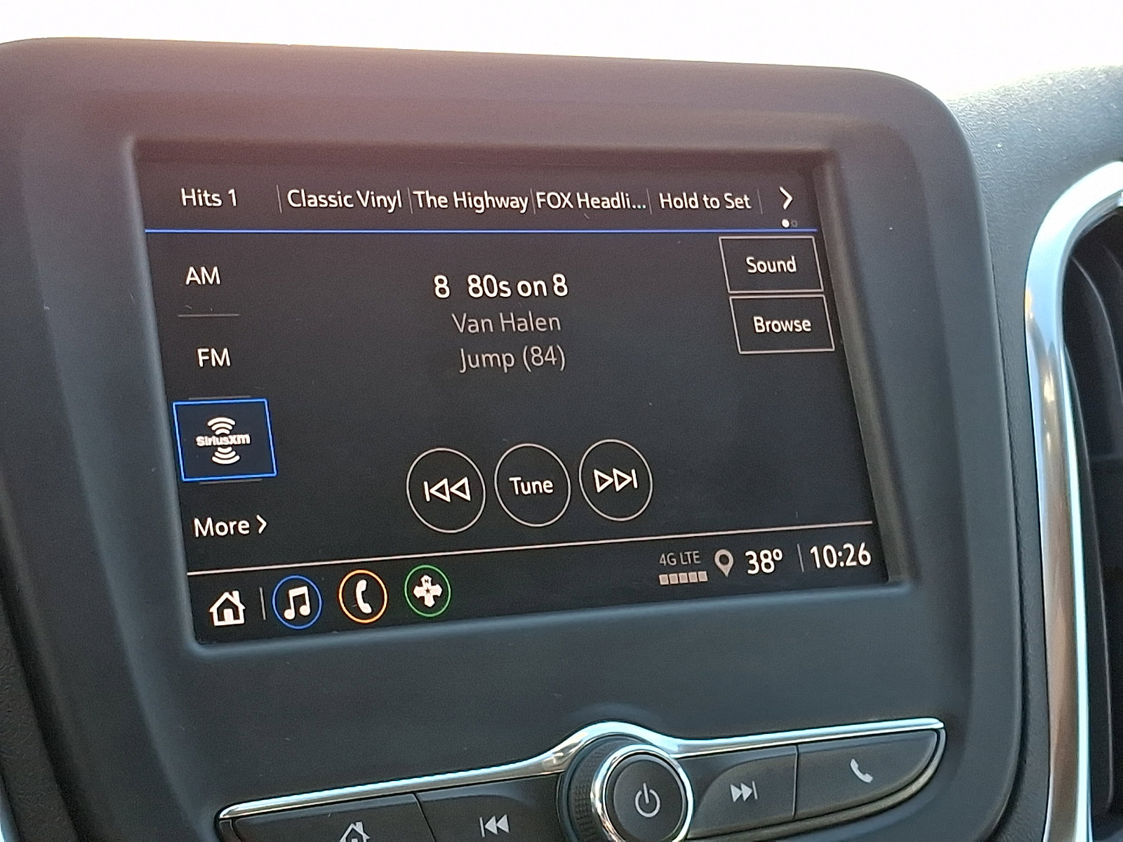 Certified 2024 Chevrolet Equinox LT image 18