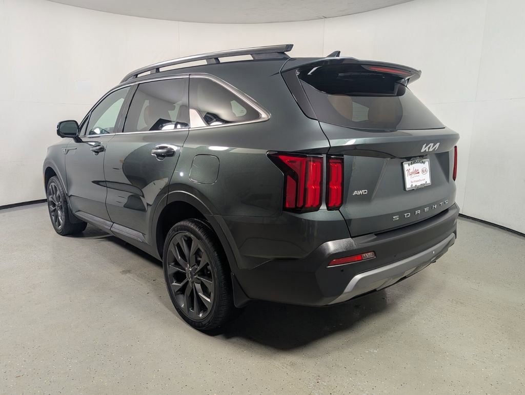 Used 2022 Kia Sorento SX Prestige w/ Rust Color Package AWD/4WD image 5