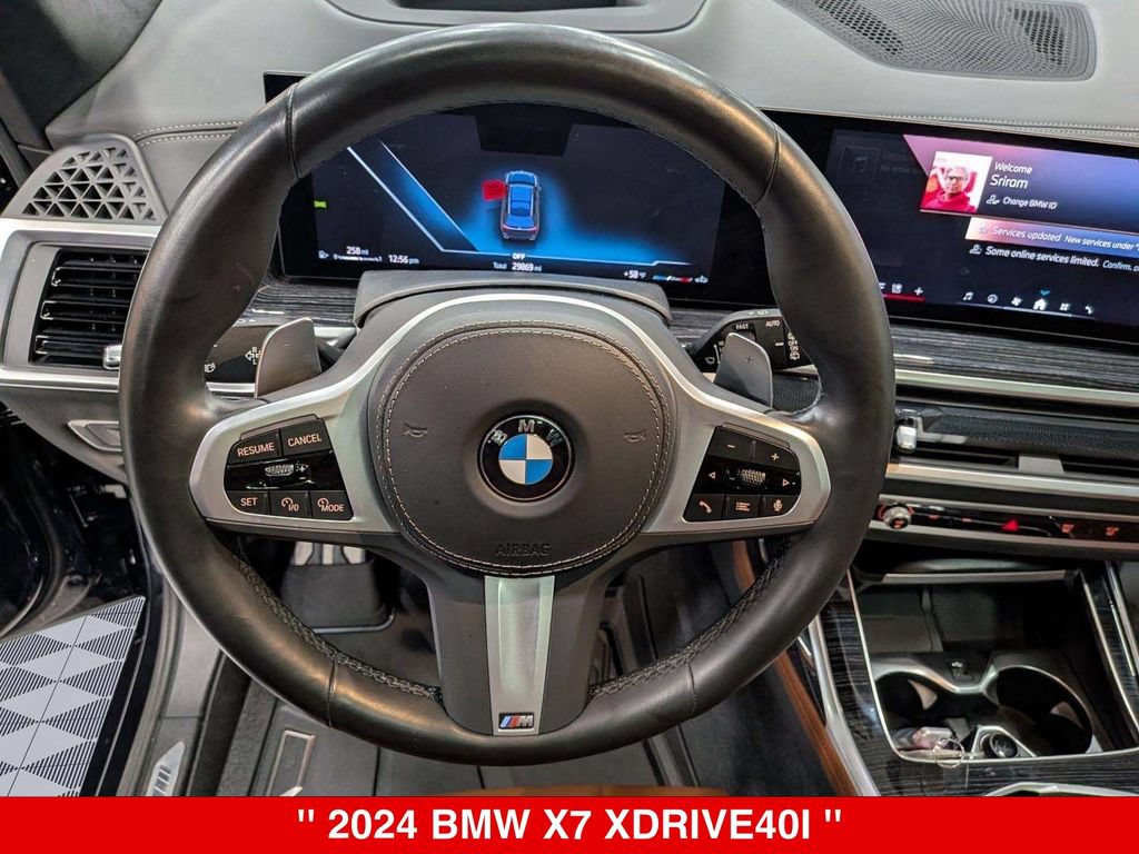 Used 2024 BMW X7 xDrive40i w/ M Sport Package AWD/4WD image 16