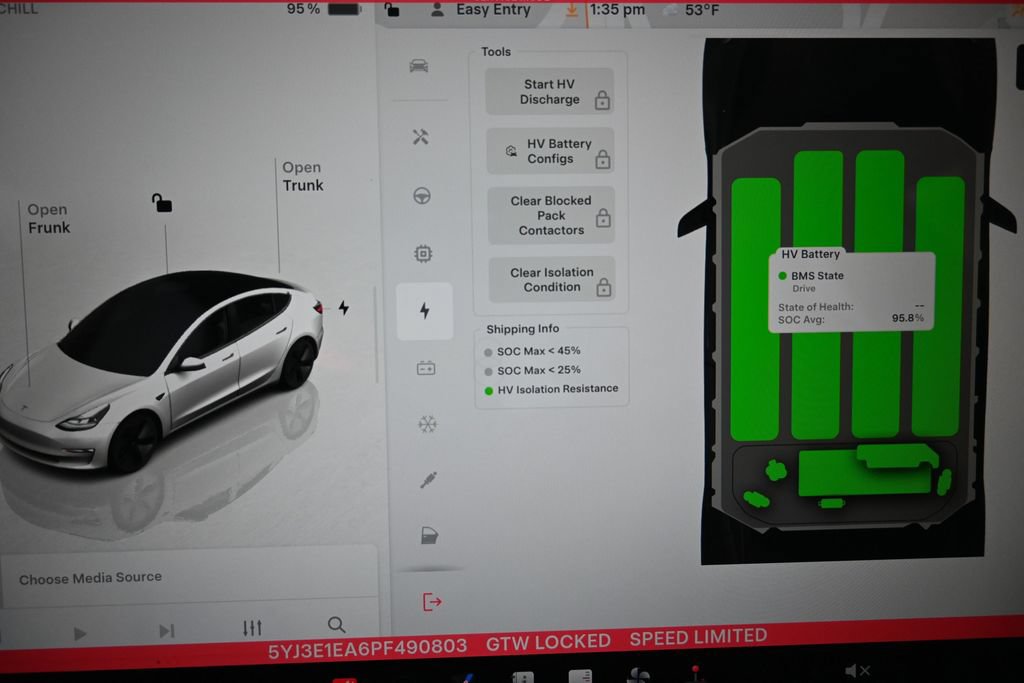 Used 2023 Tesla Model 3 Standard Range RWD image 17