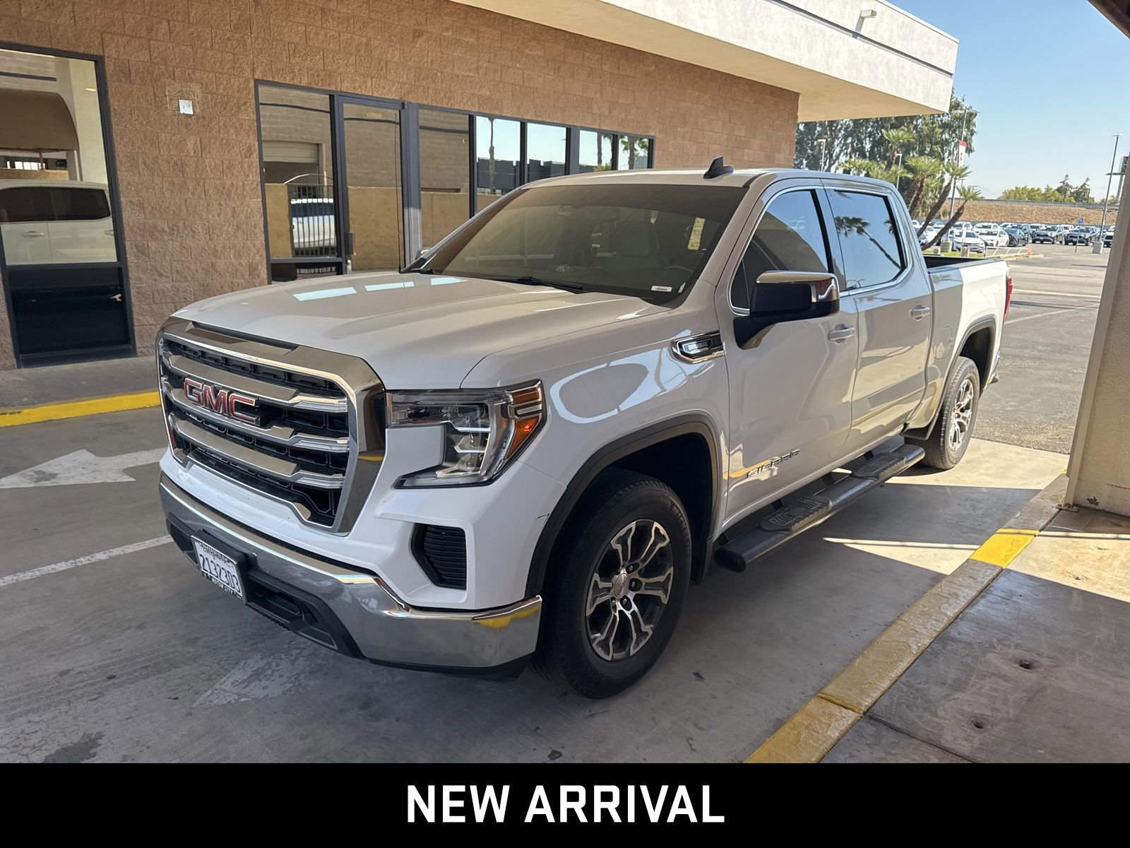 Used 2021 GMC Sierra 1500 SLE