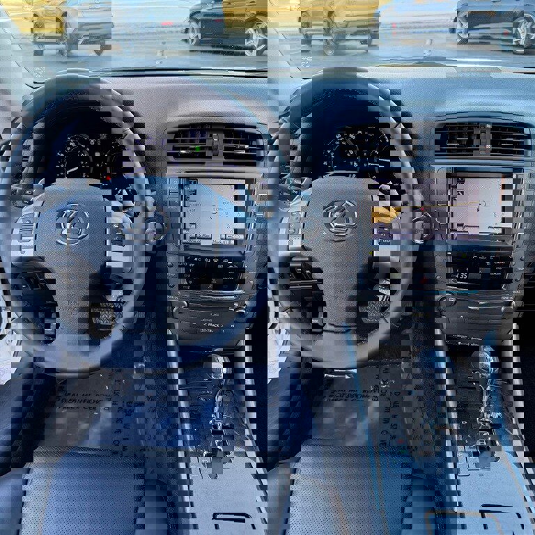 Used 2014 Lexus IS 250C w/ Luxury Package image 12