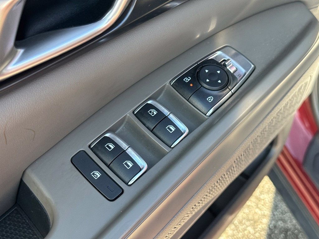 Used 2026 Kia Carnival FWD image 40