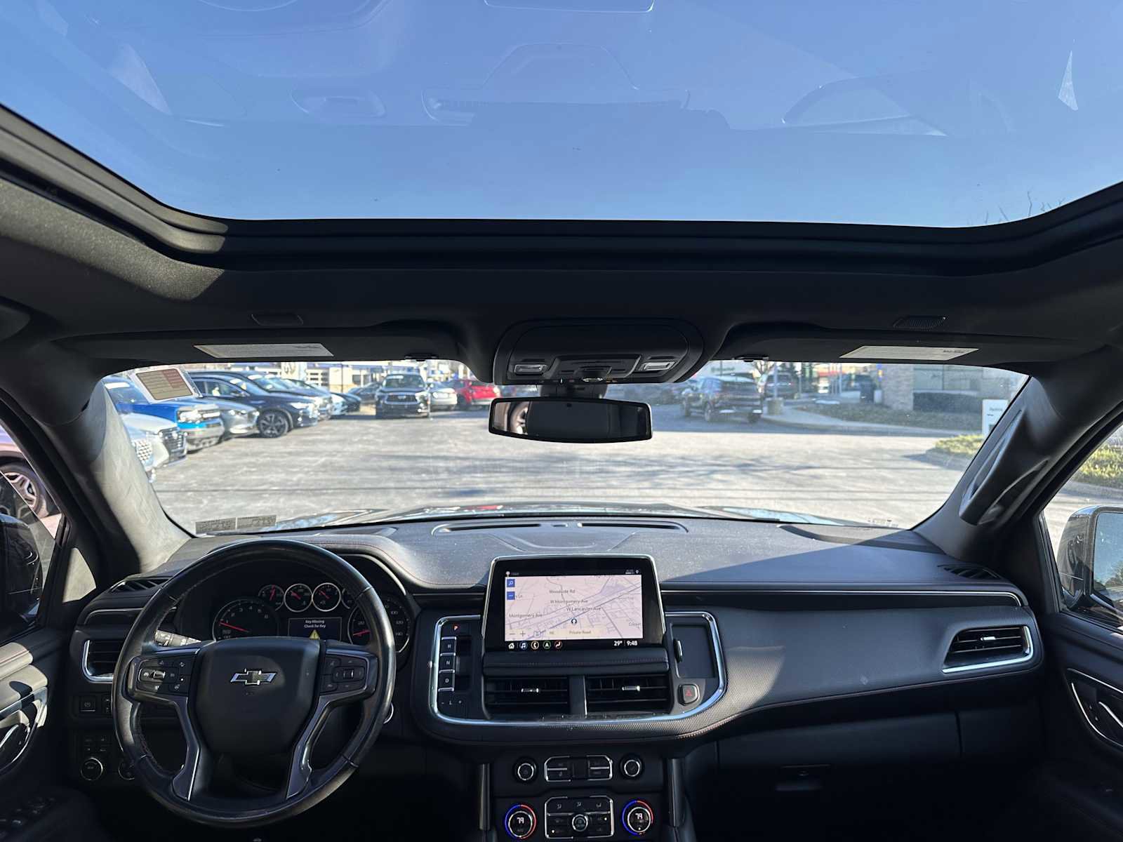 Used 2021 Chevrolet Tahoe RST w/ Luxury Package image 2