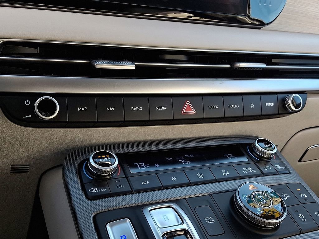 Used 2023 Hyundai Palisade Limited image 18