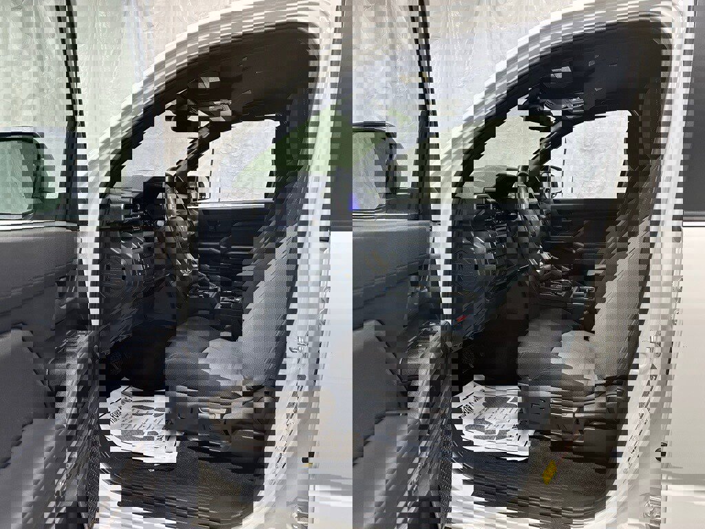 Used 2025 Toyota 4Runner TRD Off-Road image 10