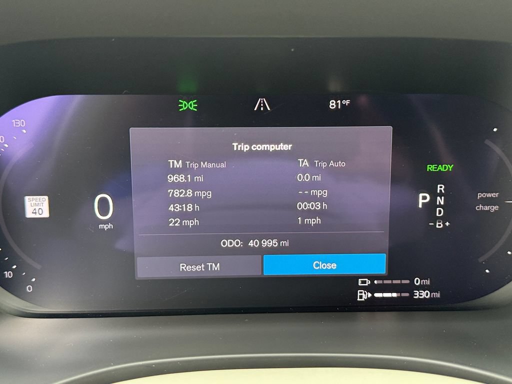 Certified 2022 Volvo XC60 T8 Inscription w/ Advanced Package AWD/4WD image 28