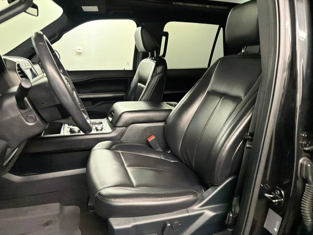 Used 2021 Ford Expedition XLT AWD/4WD image 27