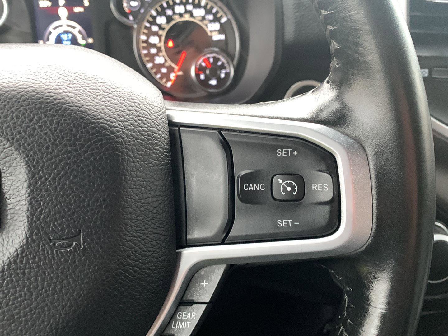 Used 2024 RAM 2500 Big Horn image 25