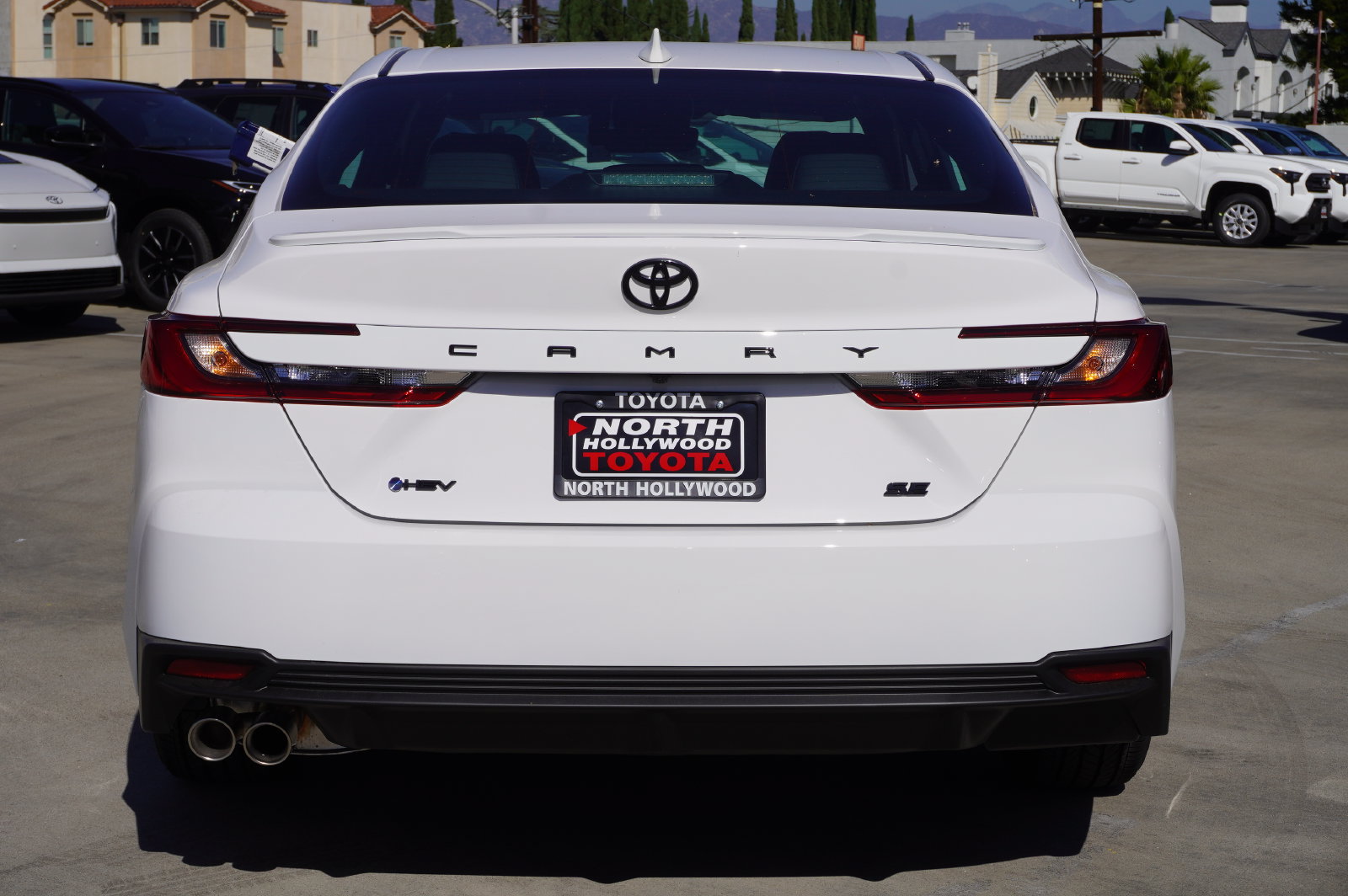 Used 2026 Toyota Camry SE w/ Convenience Package FWD image 6