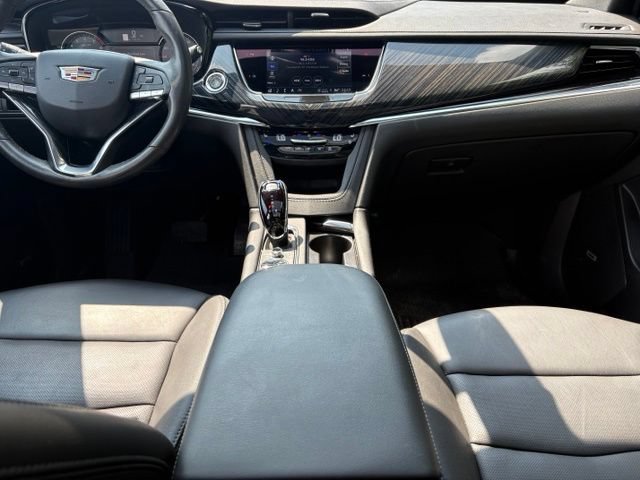 Certified 2024 Cadillac XT6 Premium Luxury w/ LPO, Floor Liner Package AWD/4WD image 22