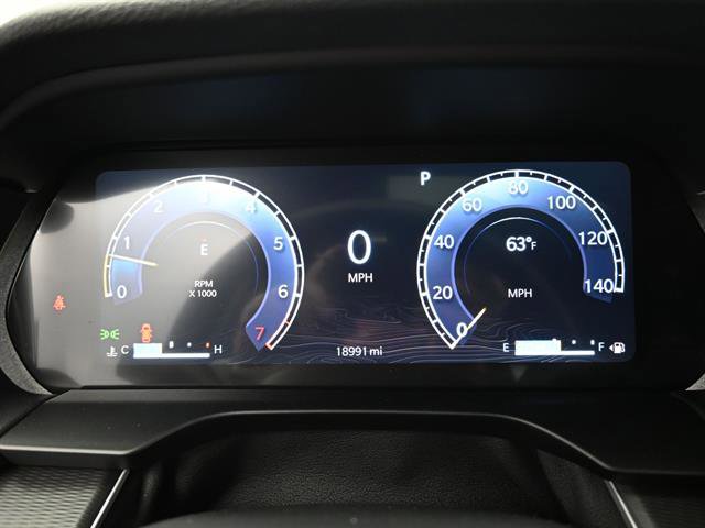 Used 2025 Jeep Grand Cherokee Laredo X image 10