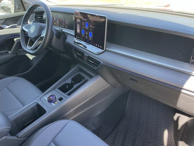 Certified 2026 Volkswagen Tiguan SE FWD image 29