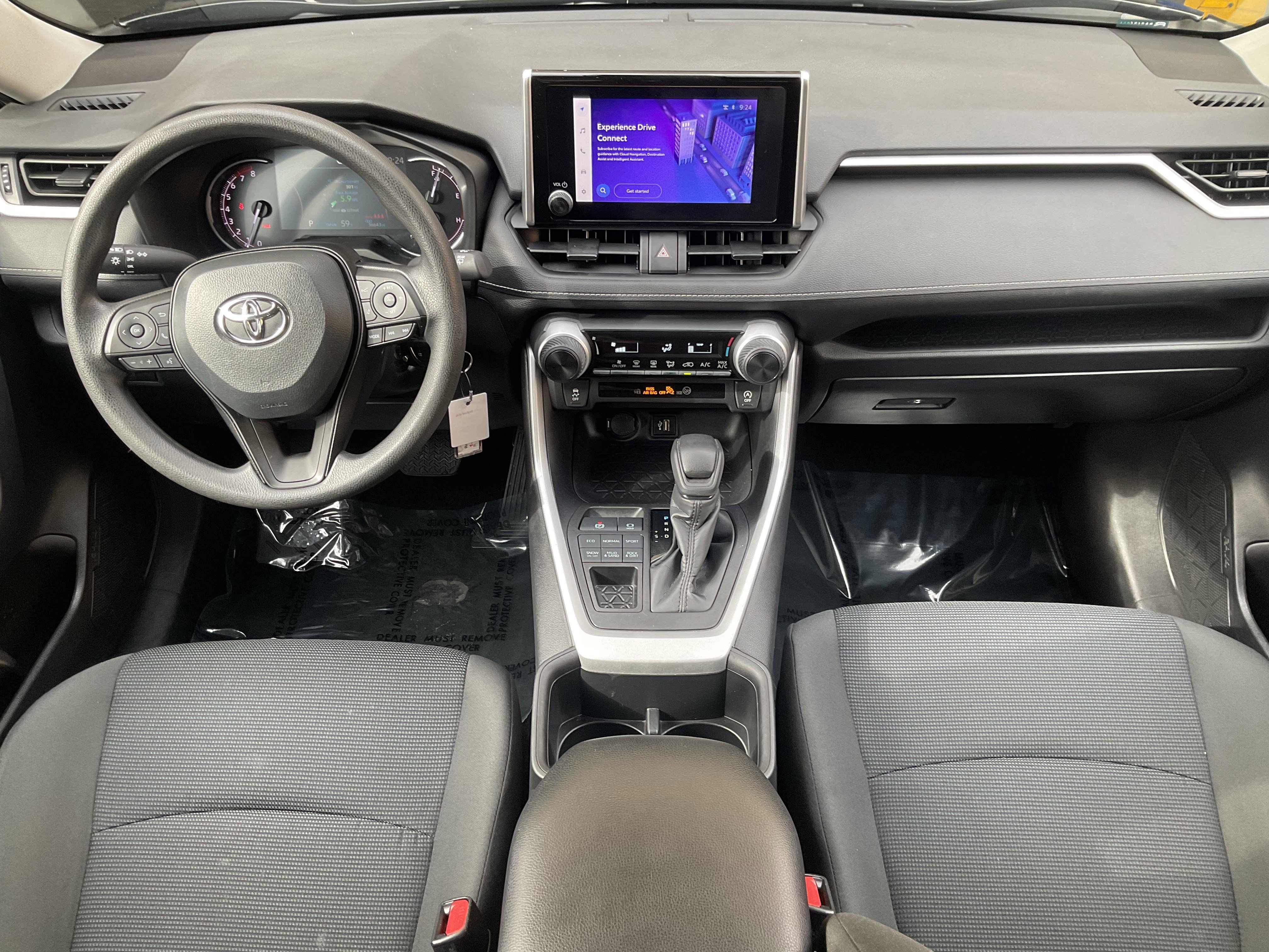 Used 2024 Toyota RAV4 LE image 22