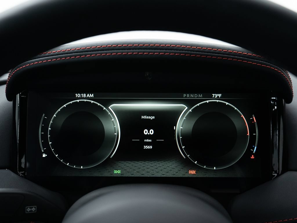 Used 2025 Aston Martin DB12 Coupe RWD image 26