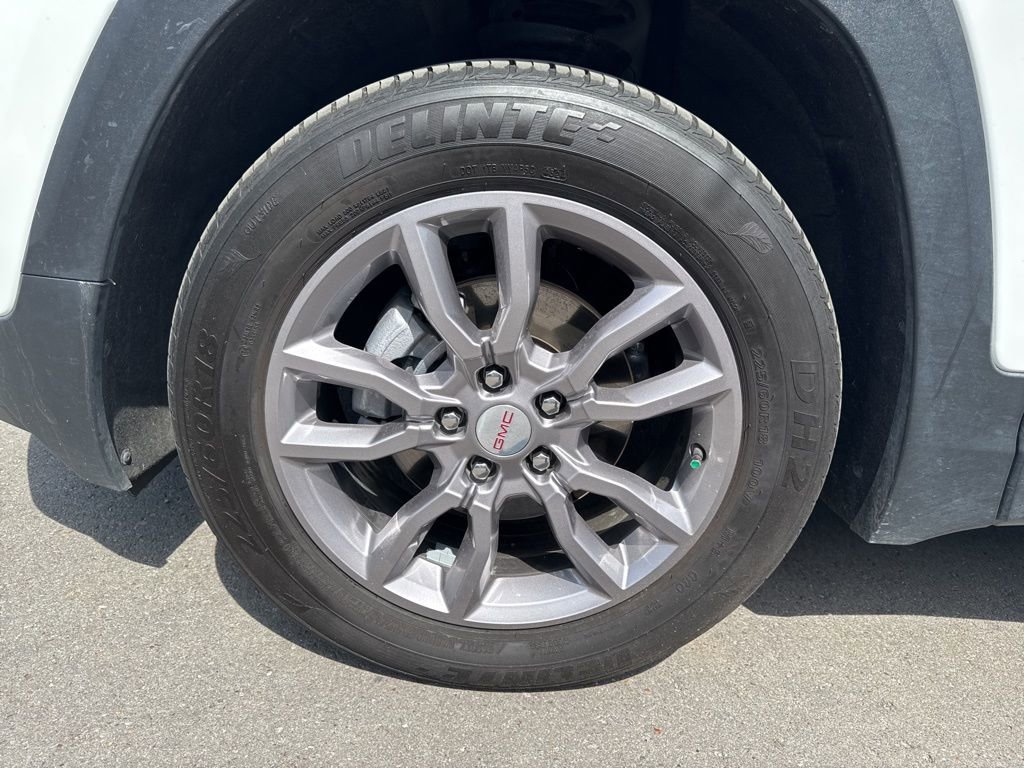 Used 2024 GMC Terrain SLT AWD/4WD image 29