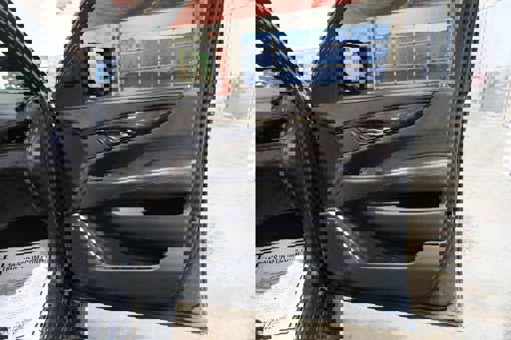 Used 2020 Cadillac Escalade ESV Platinum AWD/4WD image 37