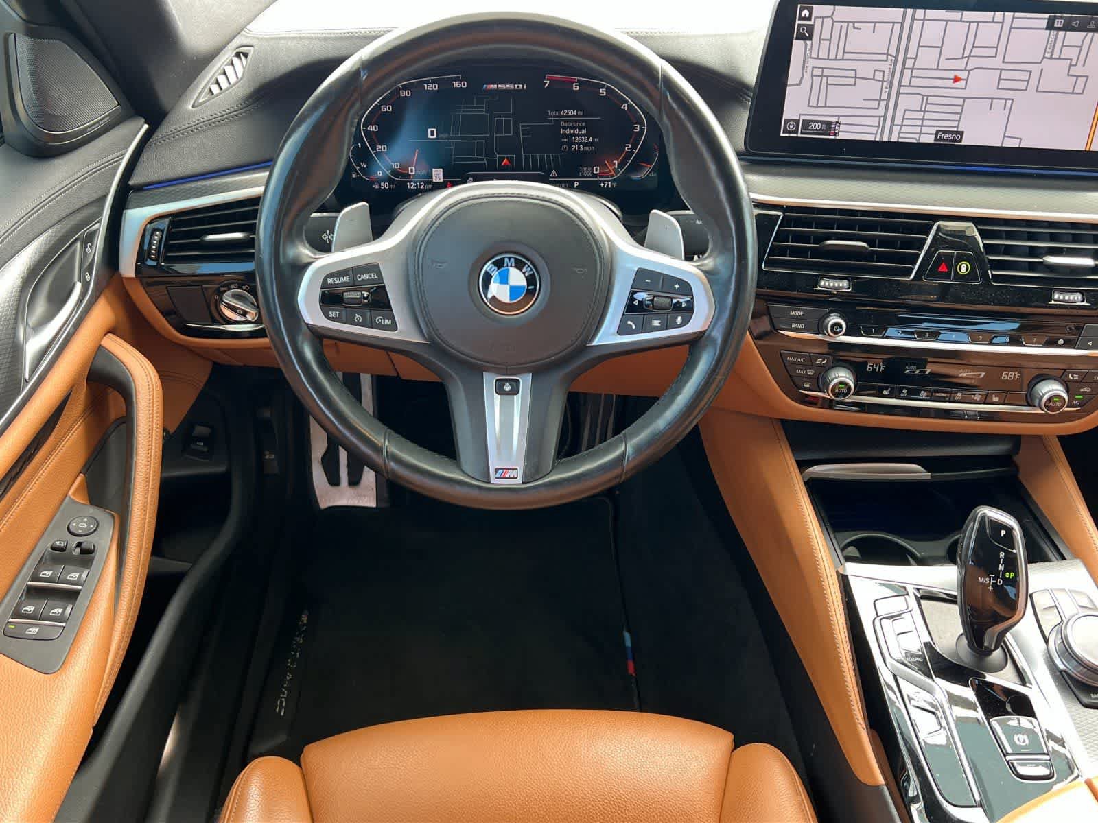 Used 2022 BMW M550i xDrive w/ Premium Package AWD/4WD image 15